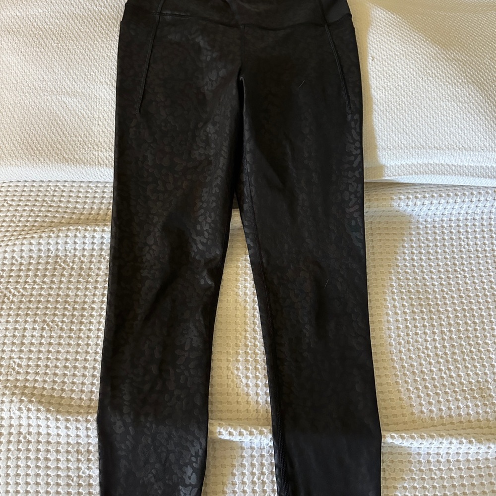 Gap Black Monochrome Leopard Leggings